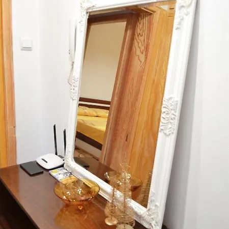 Lidda In Residential Area 아파트 바르나